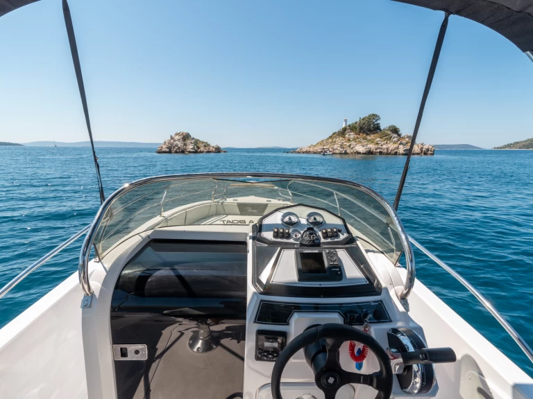 Noleggio barche  Voyager 21 a Trogir su Samboat