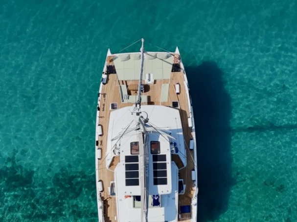 Noleggio Catamarano Bali con patente nautica