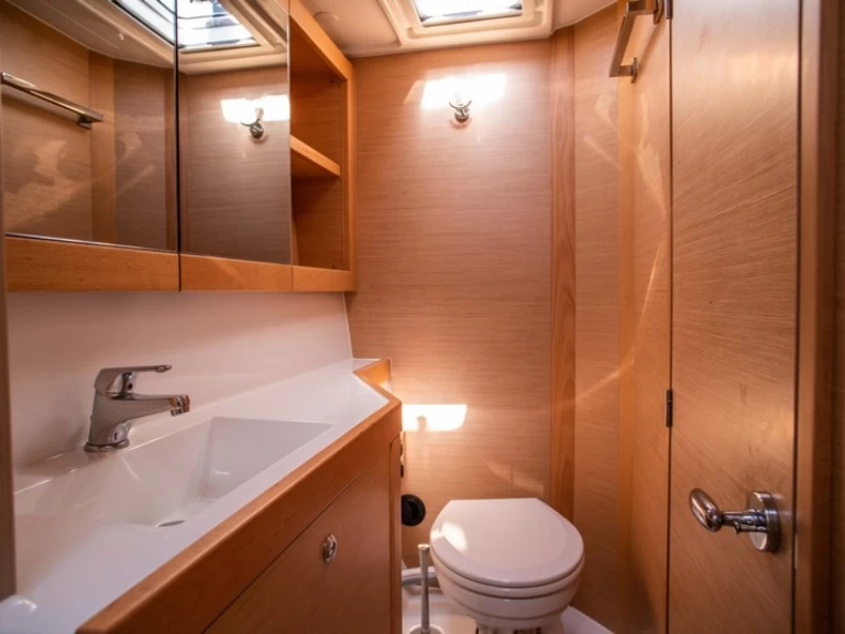 Noleggio Catamarano a Néa Péramos – Lagoon Lagoon 39