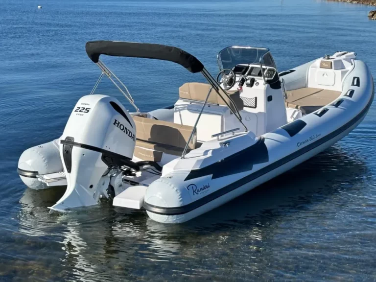 Noleggio Gommone Ranieri con patente nautica