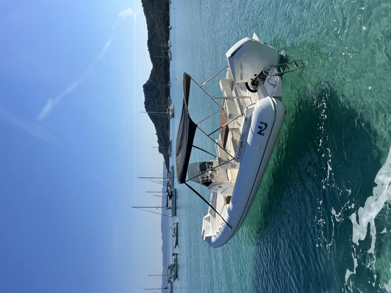 Noleggio barche Gapeau economico Nuova Jolly 700