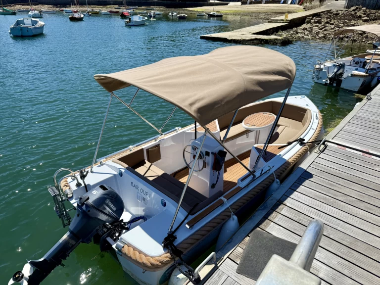 Noleggio Barca a motore a Combrit – Silver Yacht Silver 495