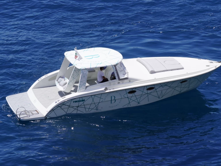 Tornado Tornado 38 - FJ da affittare a  Amalfi