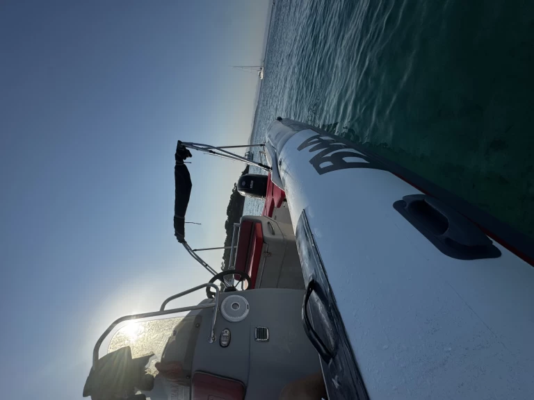 Noleggio Gommone Bwa con patente nautica