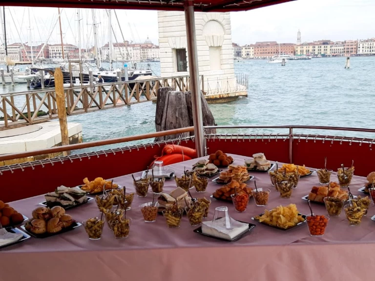 De Poli Classic Trawler da affittare a  Venezia