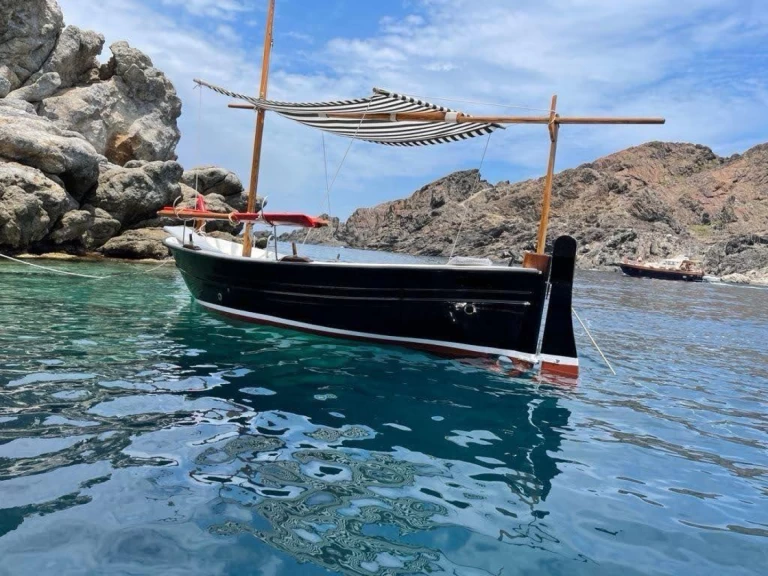 Noleggiare una Pascual sole diesel a Cadaqués