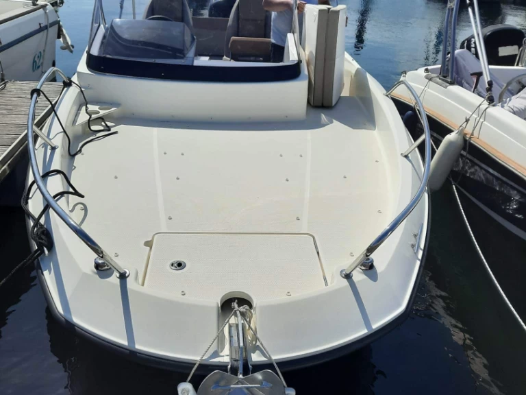 Noleggio Barca a motore a Argelès-sur-Mer – Quicksilver Activ 605 Sundeck