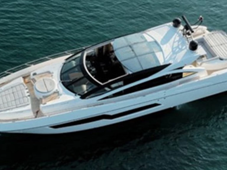 Noleggio Yacht di lusso a Culebra – Sunseeker Predator 80