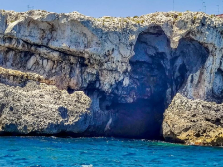 Barca a motore a noleggio a Siracusa al miglior prezzo