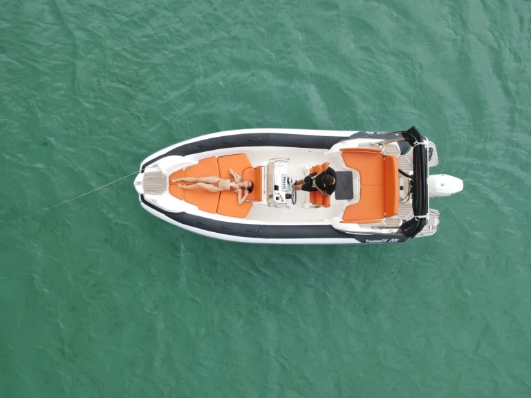 Noleggio Gommone Marlin Boat con patente nautica
