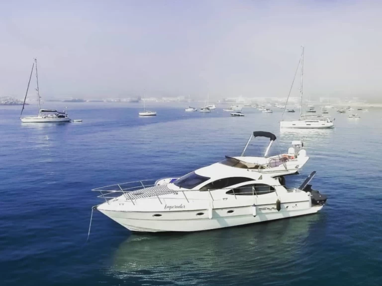 Noleggio a Tróia – Azimut Azimut 42 Fly su SamBoat