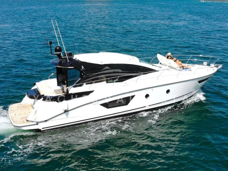 Noleggio Barca a motore a Porto Badino – Bénéteau Gran Turismo 46