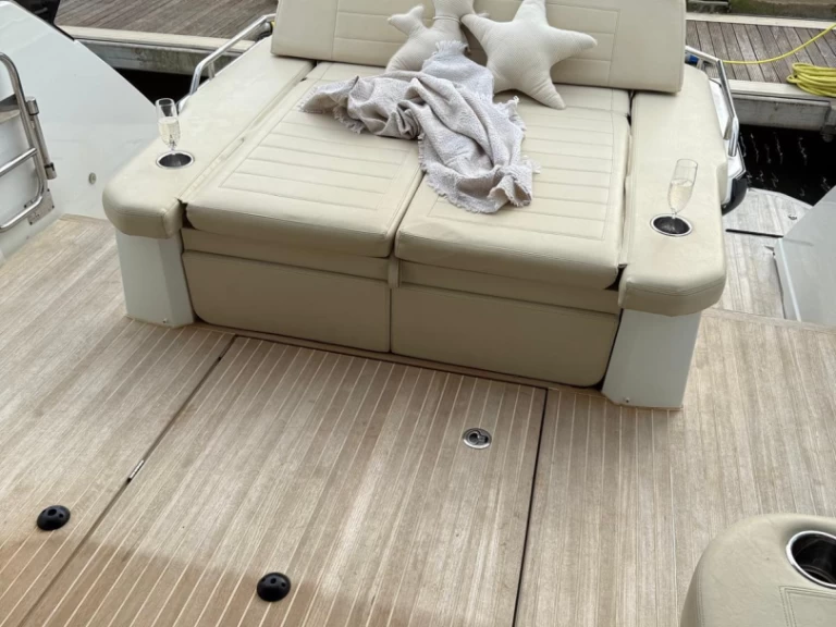 Noleggio Barca a motore con o senza skipper Bénéteau a Porto Badino