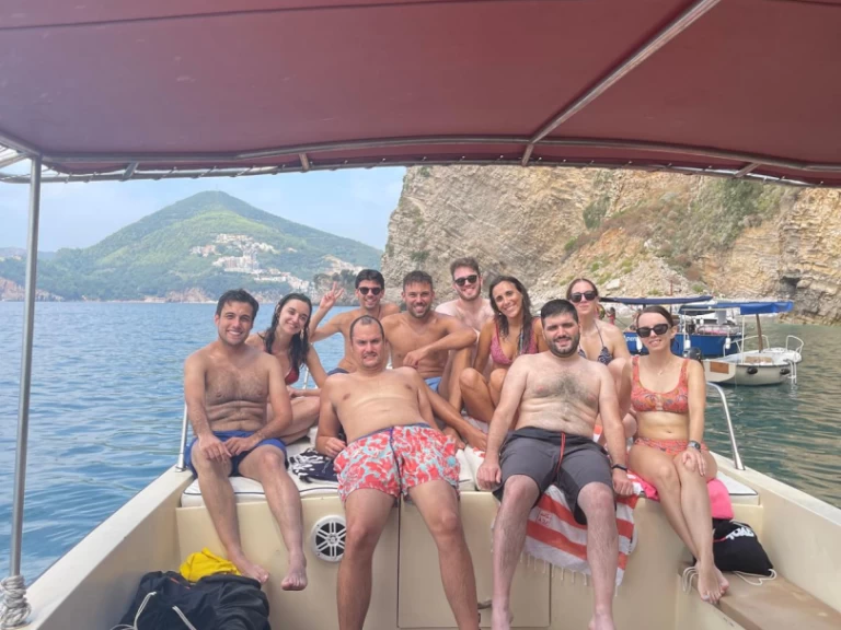 Noleggio barche Navar 11 a Budva su Samboat