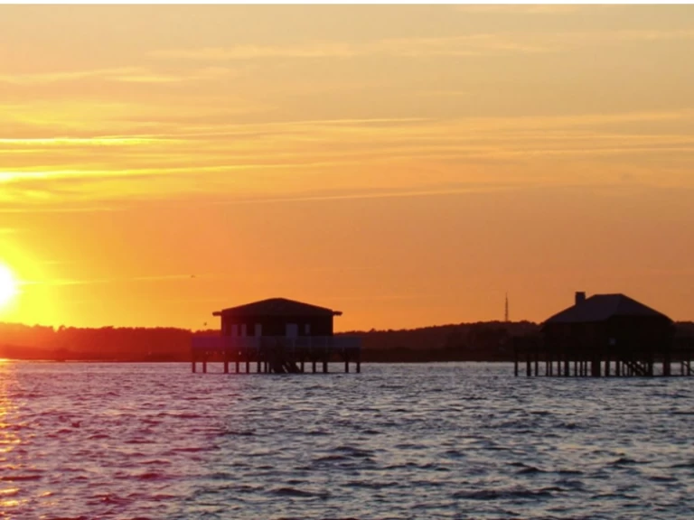 Noleggiare una Capelli Tempest 626 a Arcachon