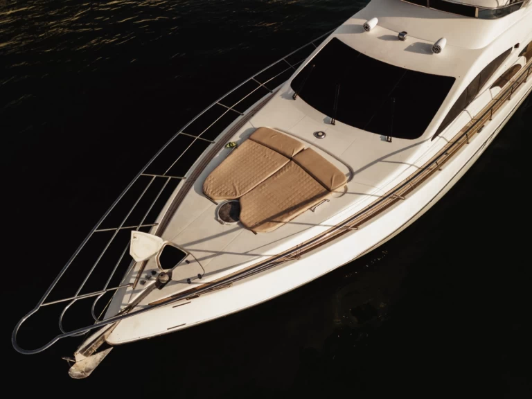 Noleggio Yacht di lusso con o senza skipper Azimut a Cartagena