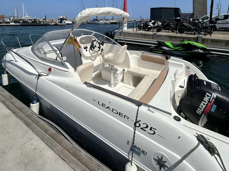 Noleggio Barca a motore con o senza skipper Jeanneau a Palamós