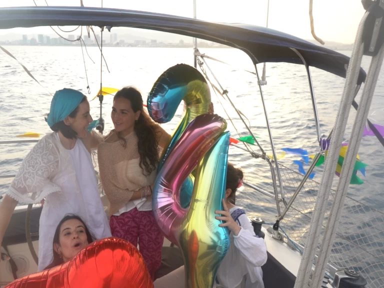 Noleggiare una Dresport S.A Furia 37 a Badalona