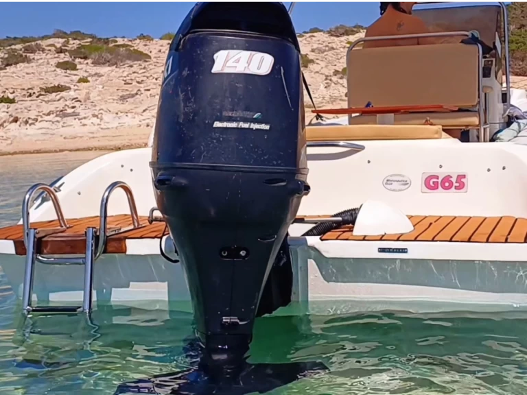 Noleggio Gommone a Ibiza Town – Gommonautica G65