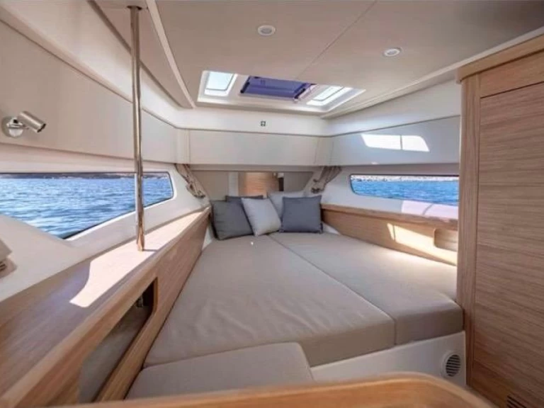 Noleggio Barca a motore con o senza skipper Nimbus a Ajaccio