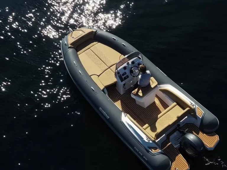 Noleggio Gommone con o senza skipper Salpa a Juan-les-Pins