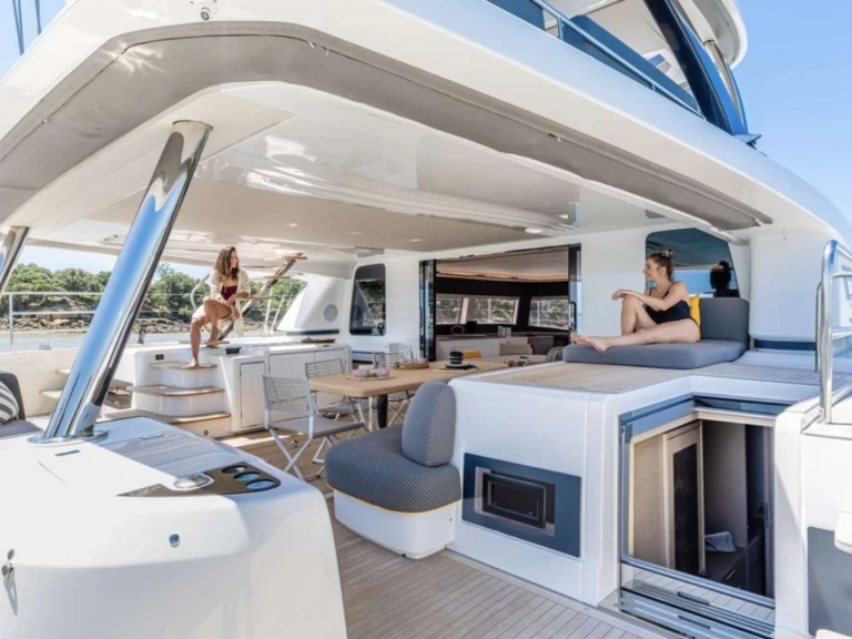 Noleggio barche Lagoon Lady Ros&eacute; (Lagoon Sixty 5) a Santo Martin su Samboat