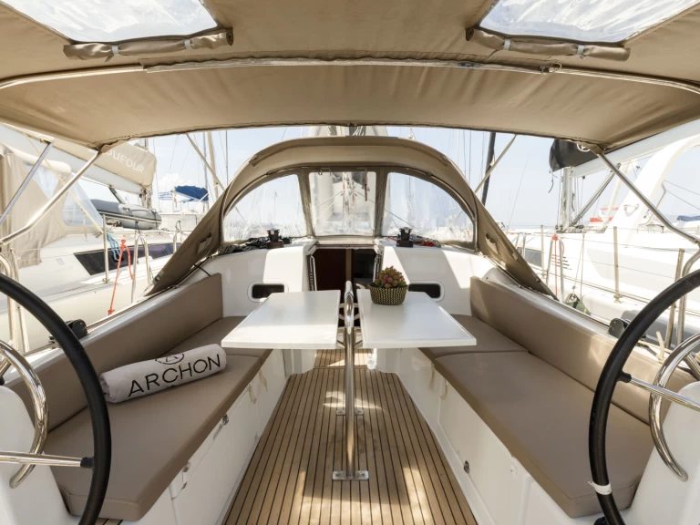 Jeanneau Sun Odyssey 380 da affittare a  Kos