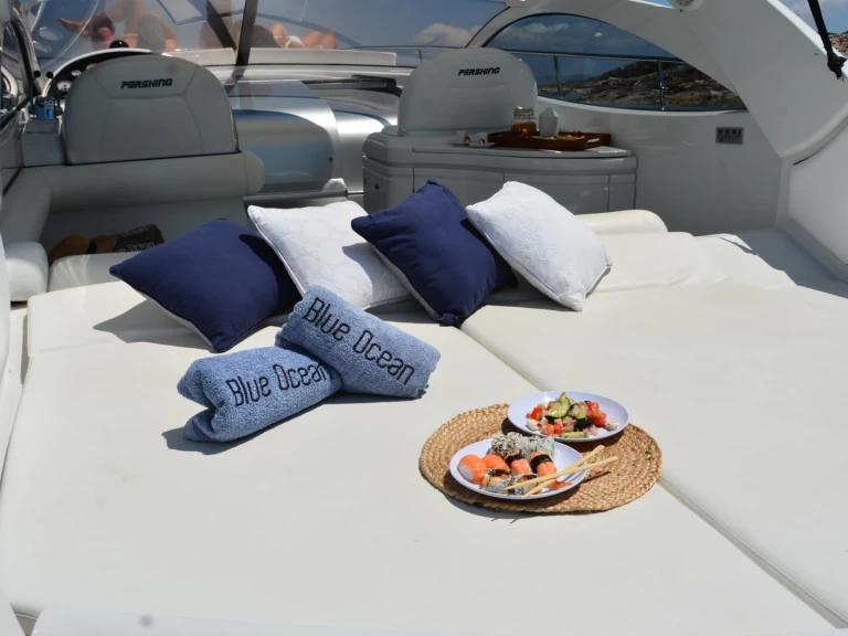 Noleggiare una Pershing Pershing 37 a Ibiza Town