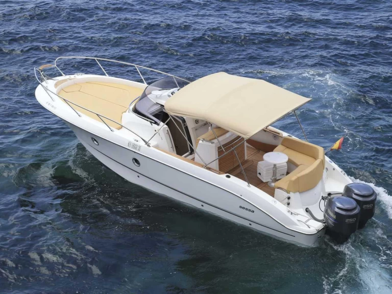 Barca a motore a noleggio a Ibiza Town al miglior prezzo