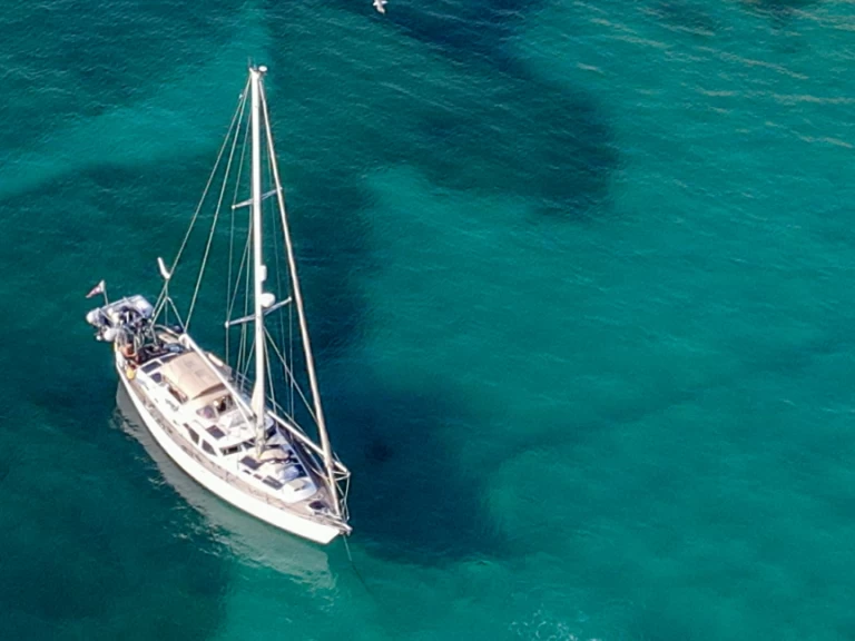 Barca a vela a noleggio a Porto San Paolo al miglior prezzo