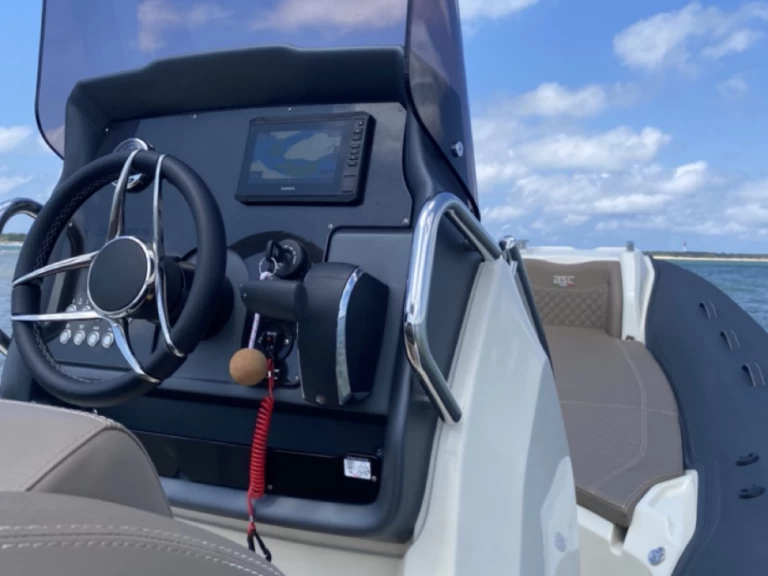 Noleggio barche Arcachon economico BSC 67