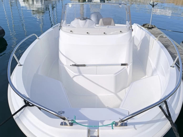 Noleggio a Trébeurden – Jeanneau Cap Camarat 5.5 CC Style su SamBoat