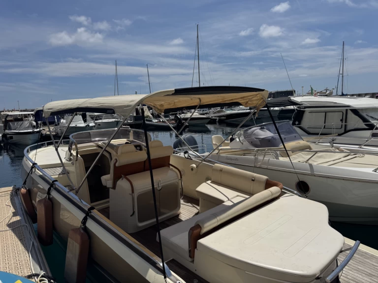 Invictus  Invictus 280 TT da affittare a  Roquebrune-Cap-Martin