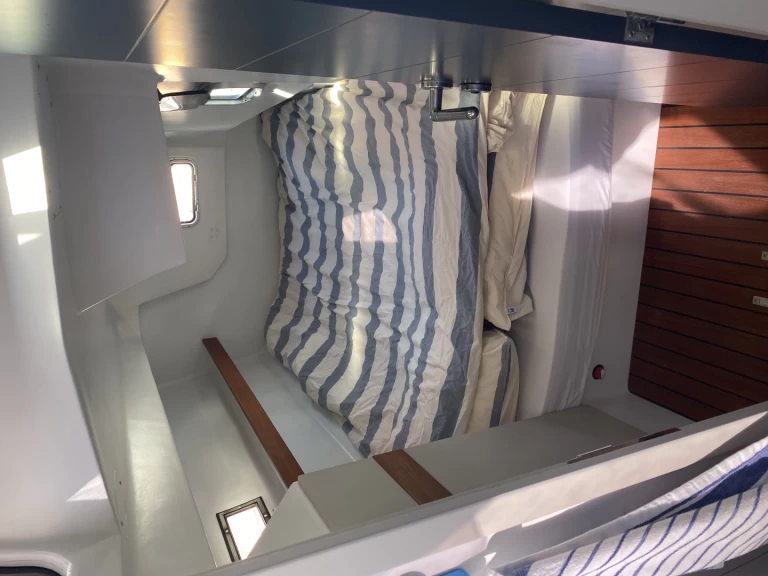 Noleggiare una RM RM 1060 a Port de Sitges Aiguadolç