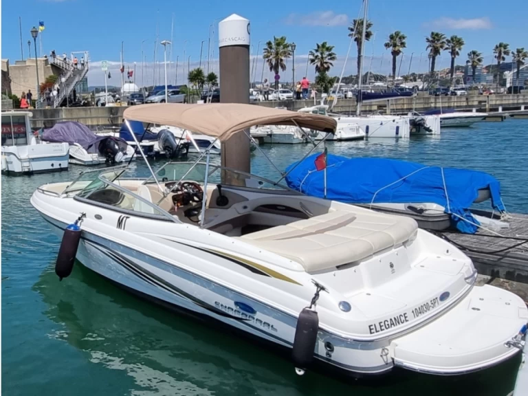 Noleggiare una Chaparral 210 SSI a Lisbona