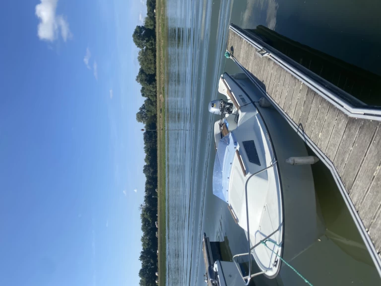 Noleggio barche Bénéteau Californie 440 a Écouflant su Samboat