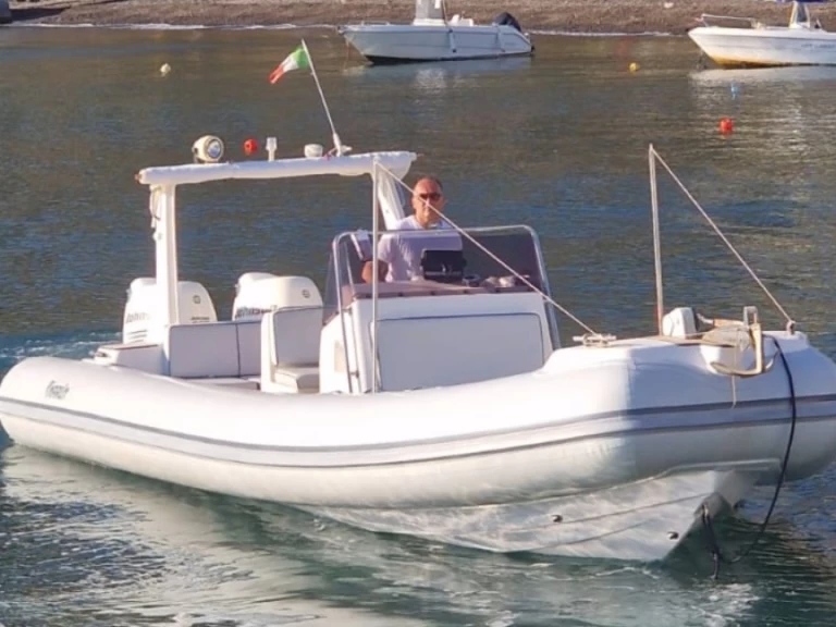 Marlin Boat 760 da affittare a  Salina (Isola)