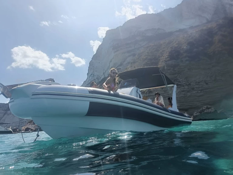 Gommone a noleggio a Cagliari al miglior prezzo