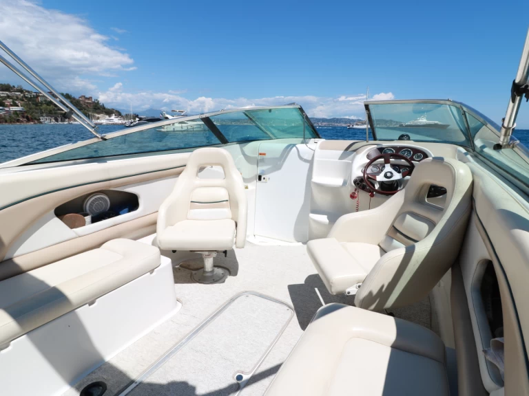 Noleggiare una Chris Craft Chris Craft 245 Cuddy Cabin a Mandelieu-la-Napoule