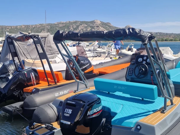 Gommone a noleggio a Cannigione al miglior prezzo