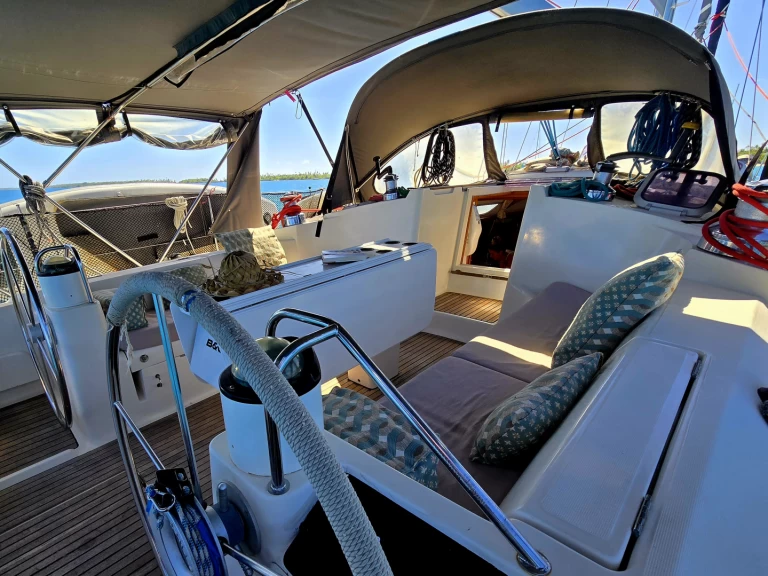 Noleggiare una Jeanneau Sun Odyssey 45.2 a Taiohae