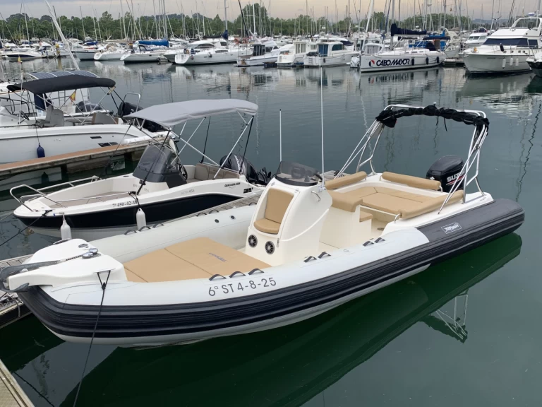 Noleggio a Santander – Rodman Tarpon 790 LX su SamBoat