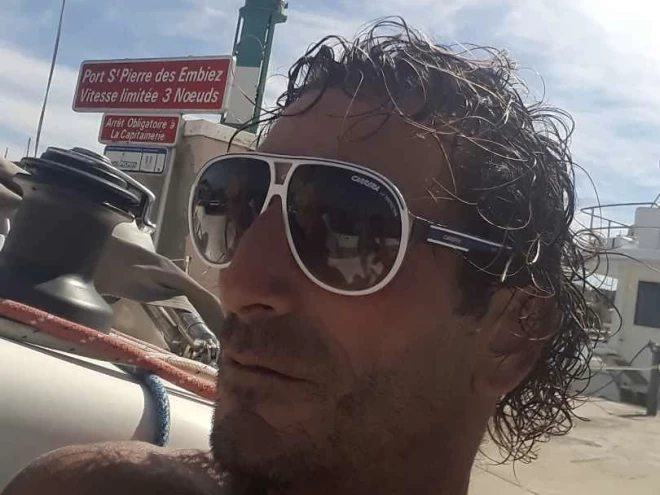 Noleggio Barca a vela bonin con patente nautica