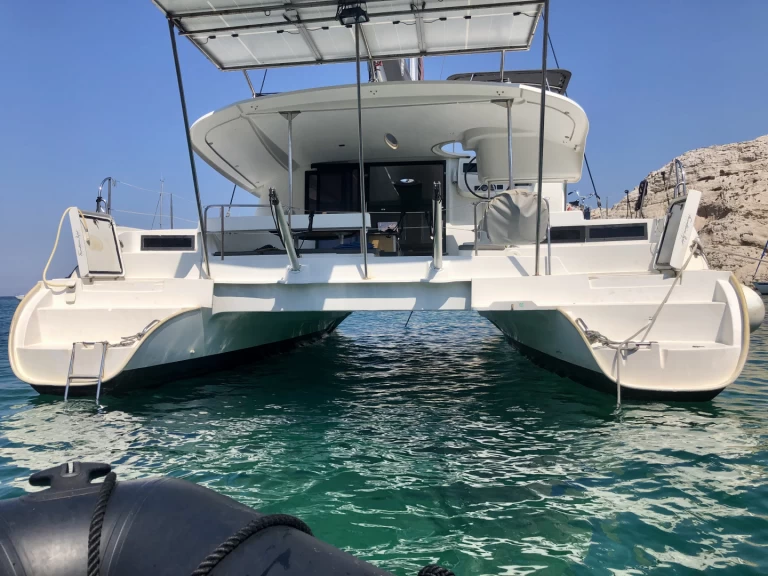 Noleggiare una Fountaine Pajot LIPARI 41 EVOLUTION a Marsiglia