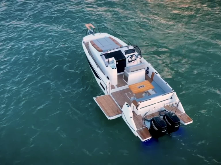 Noleggio a Santa Eulària des Riu – Bénéteau FLYER 9 SUNdeck su SamBoat