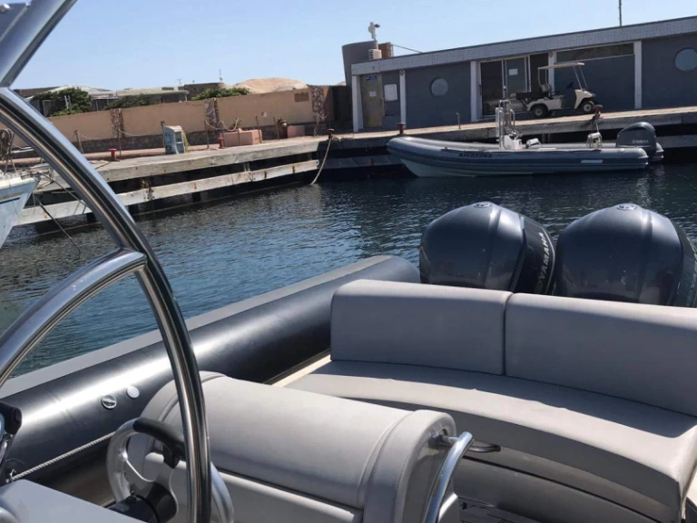 Sea Water Sea Water Phantom 300 da affittare a  Bonifacio