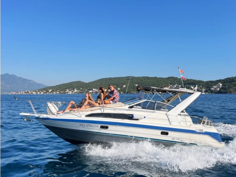 Noleggiare una Bayliner Bayliner 2655 Ciera Sunbridge a Kumbor