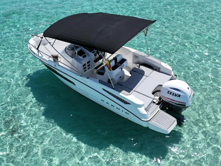 Noleggio Barca a motore con o senza skipper Karnic a Ibiza Town