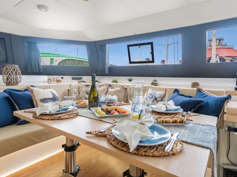 Yacht di lusso a noleggio a Tortola al miglior prezzo