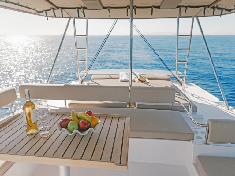 Noleggiare una Bali Bali 4.6 a Álimos